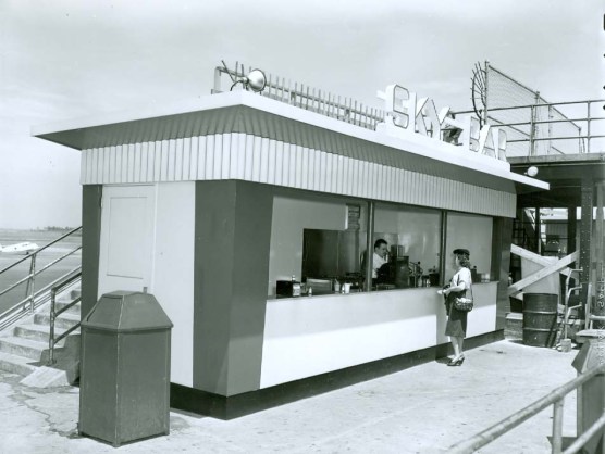 LGA_Hot Dog Stand at Observation Deck 1948