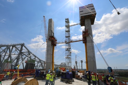 G - both cables in place